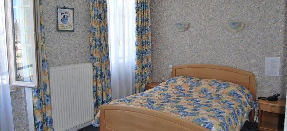 Hotel Le Plat D'Etain Brou 外观 照片